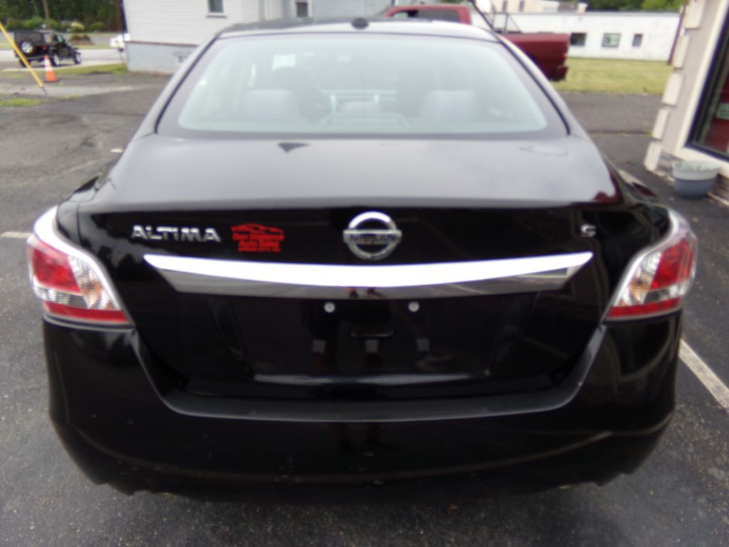 2015 Nissan Altima Image 3