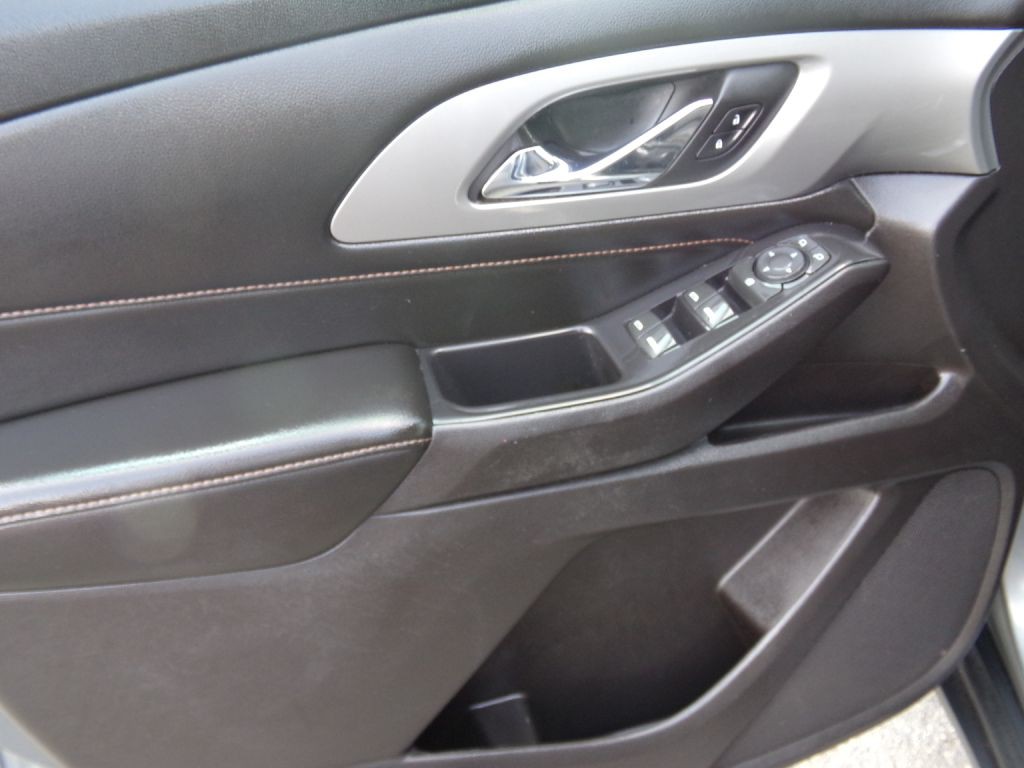 2018 Chevrolet Traverse Image 16