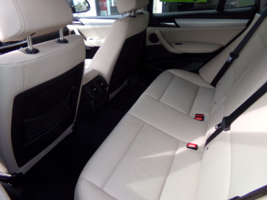 2016 BMW X3 Image 6