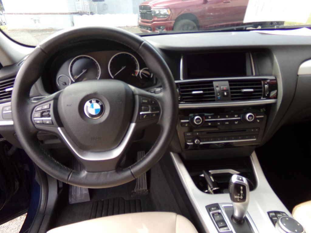2016 BMW X3 Image 8