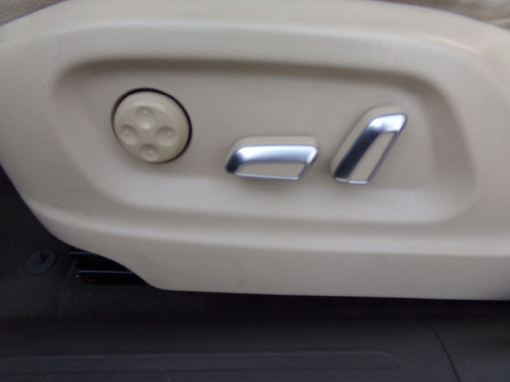 2015 Audi Q5 Image 13