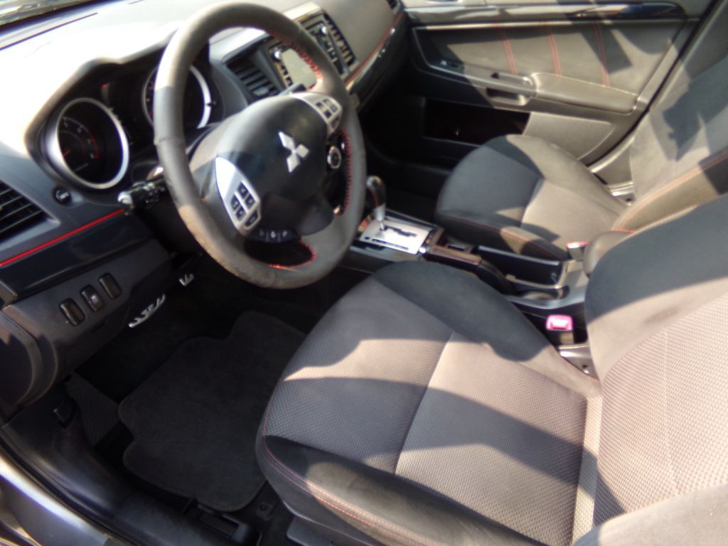 2017 Mitsubishi Lancer Image 7