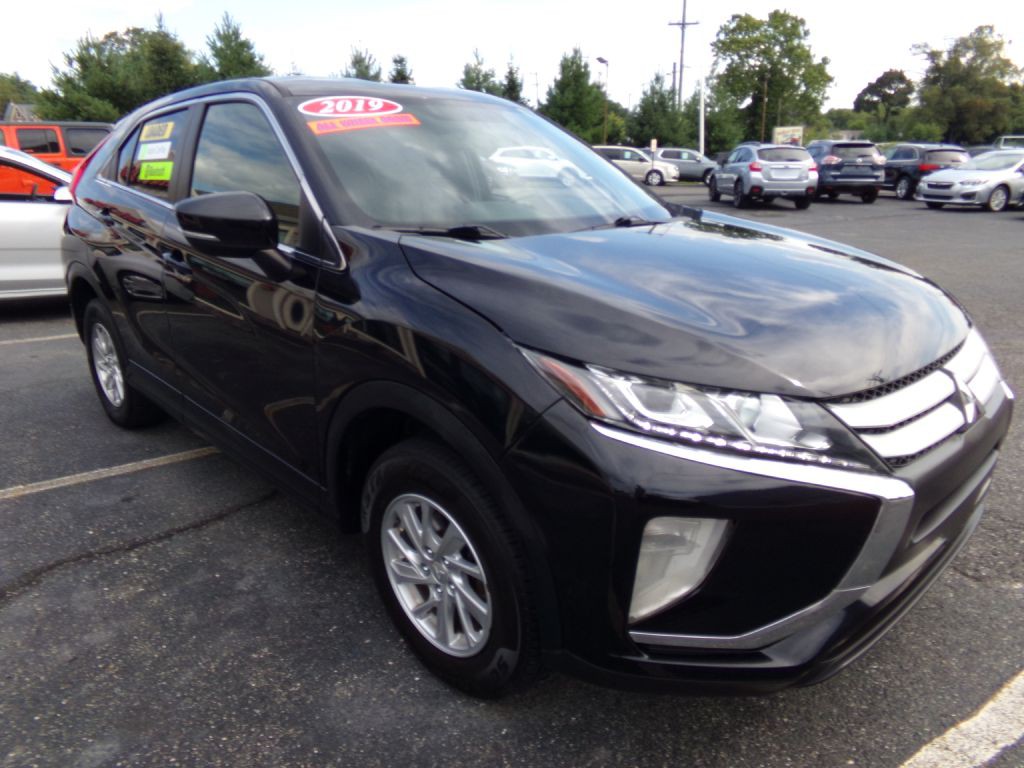 2019 Mitsubishi Eclipse Image 4