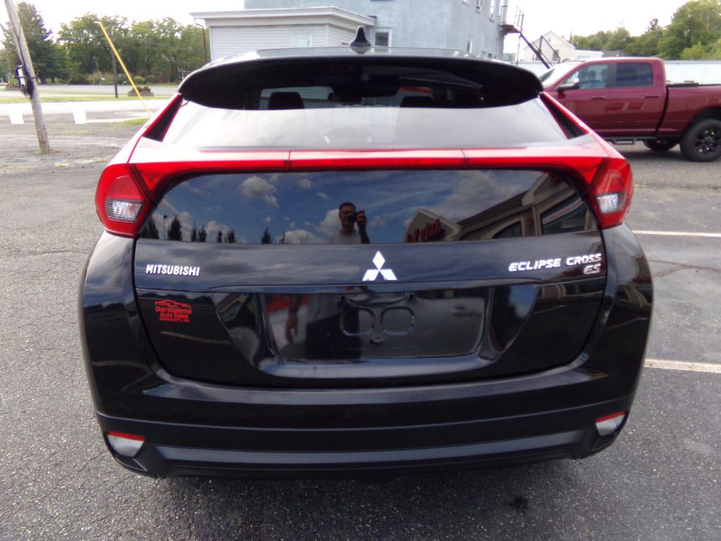 2019 Mitsubishi Eclipse Image 15