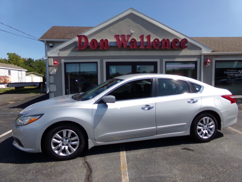 2017 Nissan Altima Image 1