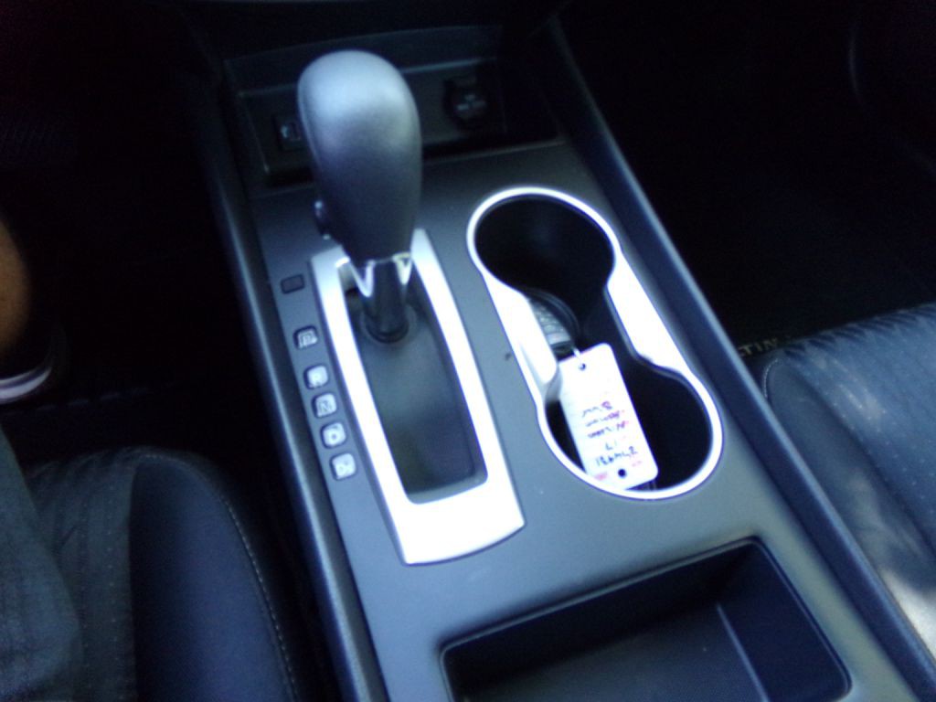 2017 Nissan Altima Image 9