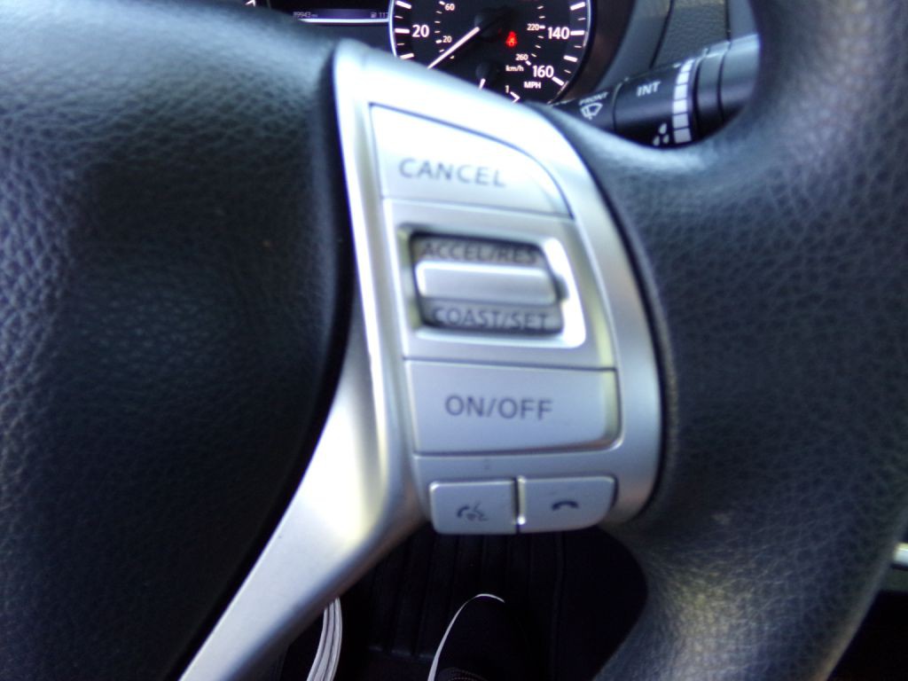 2017 Nissan Altima Image 12