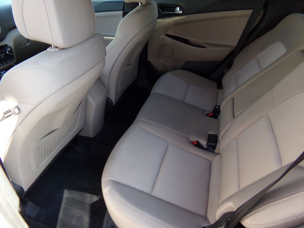 2016 Hyundai Tucson Image 8