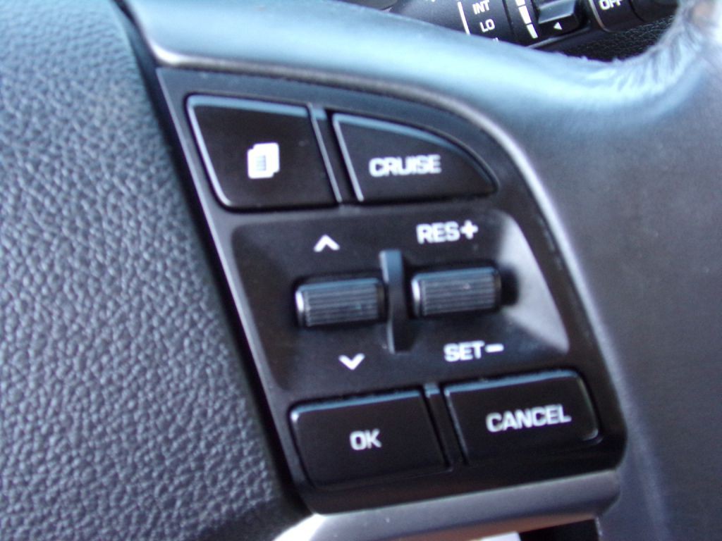 2016 Hyundai Tucson Image 16