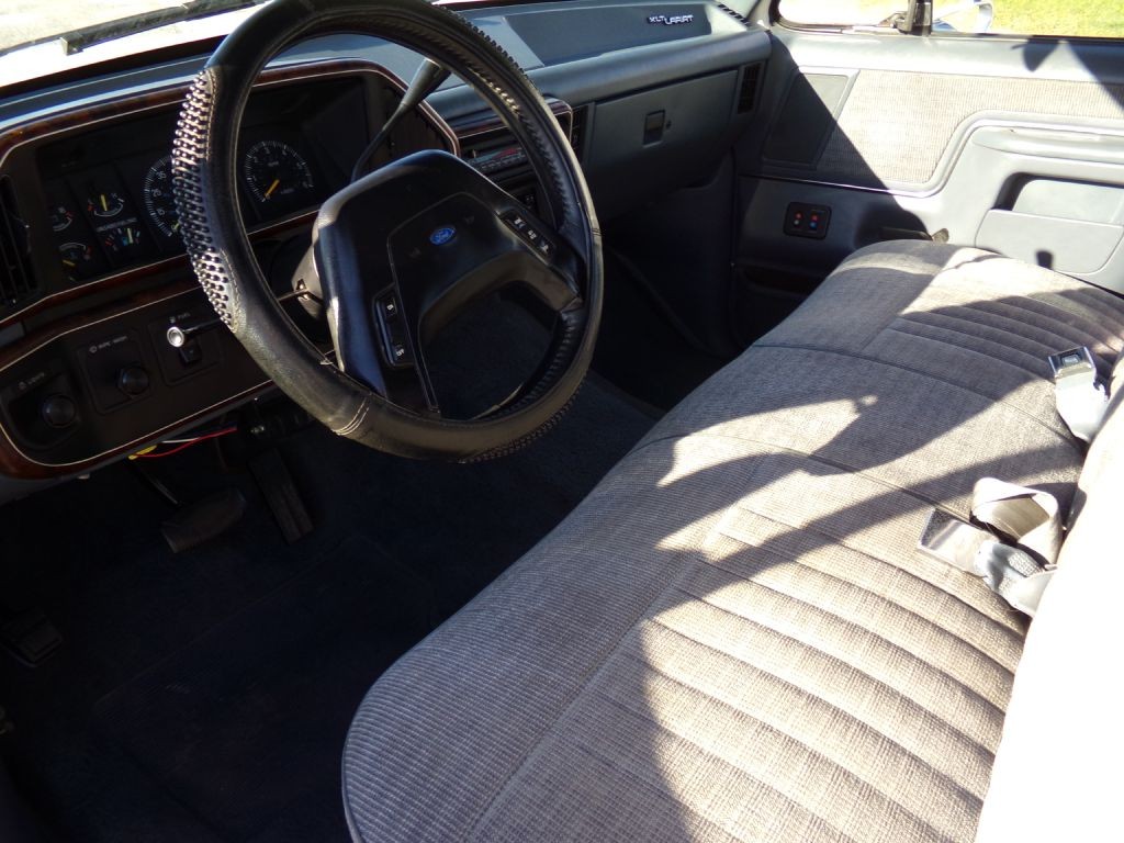 1991 Ford F-350 Image 5