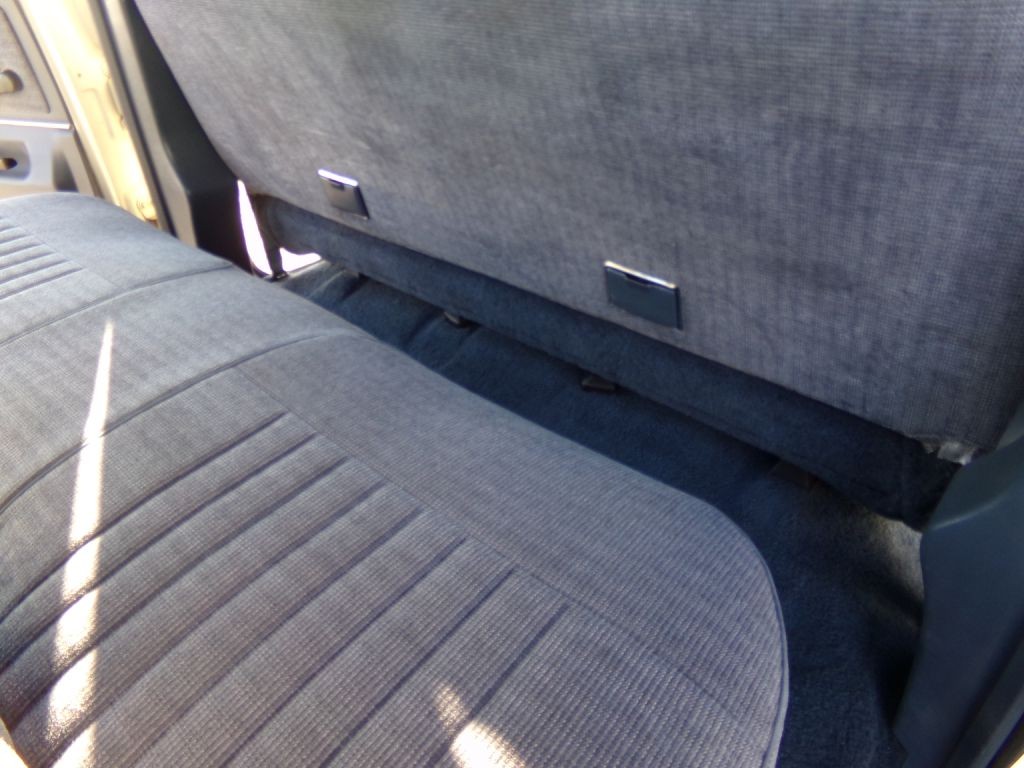 1991 Ford F-350 Image 8