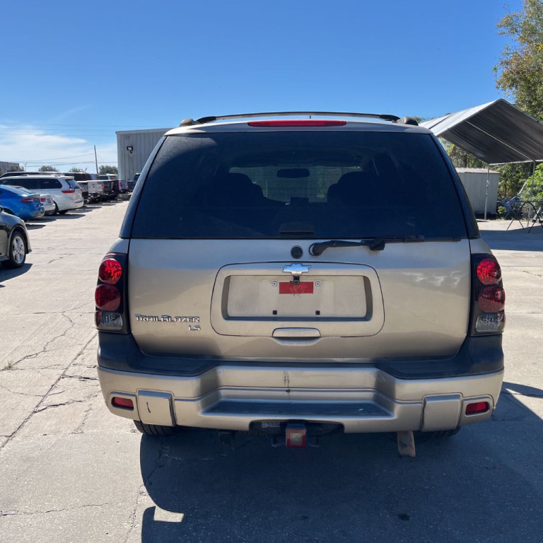 2006 Chevrolet Trailblazer Image 2