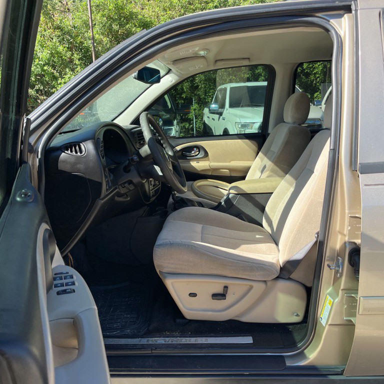 2006 Chevrolet Trailblazer Image 8