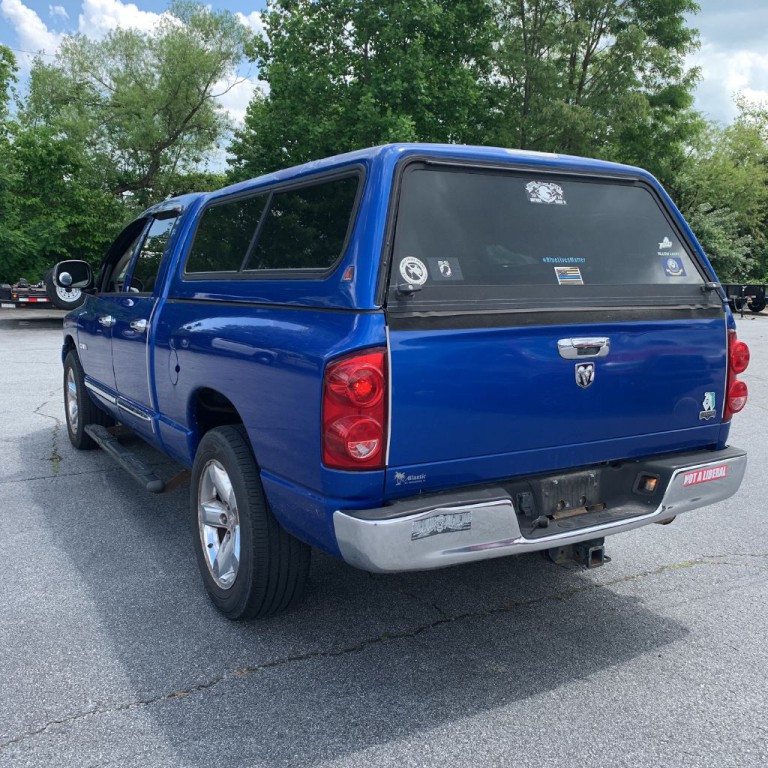 2008 Dodge Ram 1500 Image 2