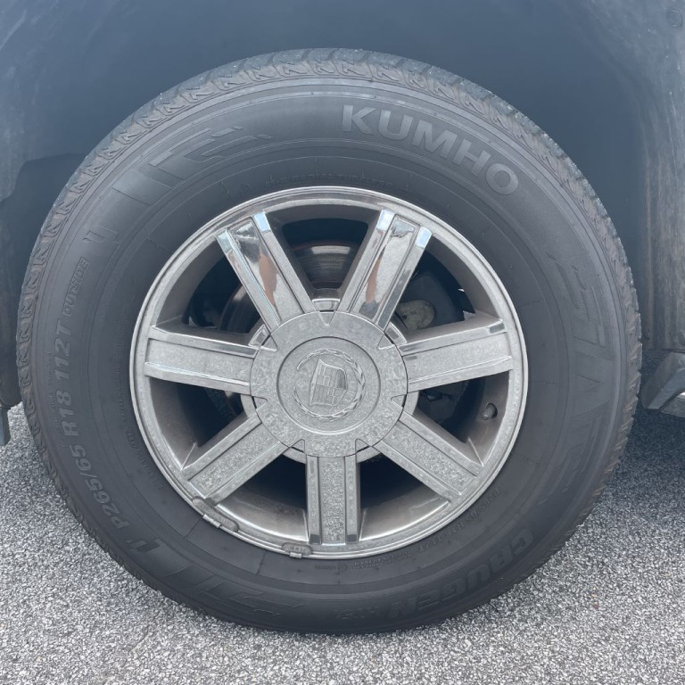 2007 Cadillac Escalade Image 6