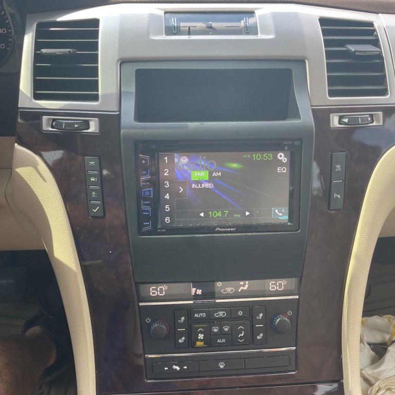 2007 Cadillac Escalade Image 13