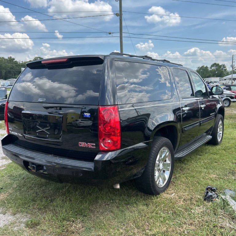 2008 GMC Yukon Image 4