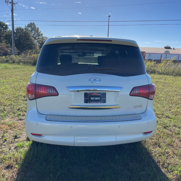 2014 INFINITI QX80 Image 4
