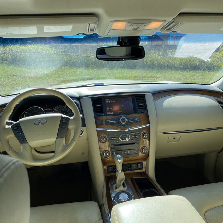 2014 INFINITI QX80 Image 14