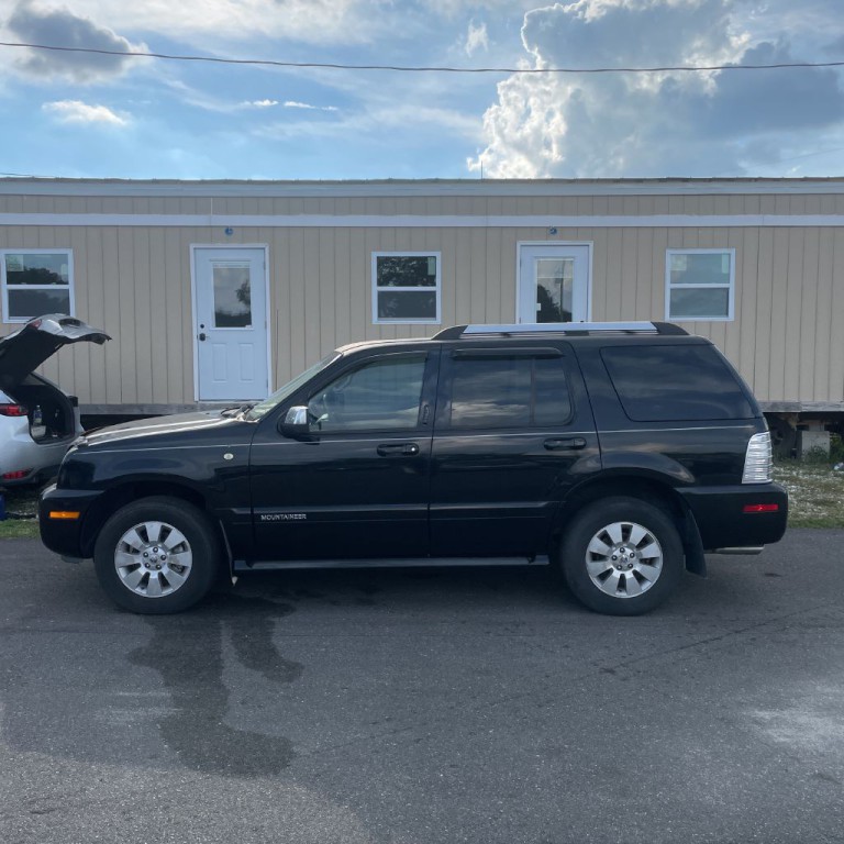 2007 Mercury Mountaineer Image 3