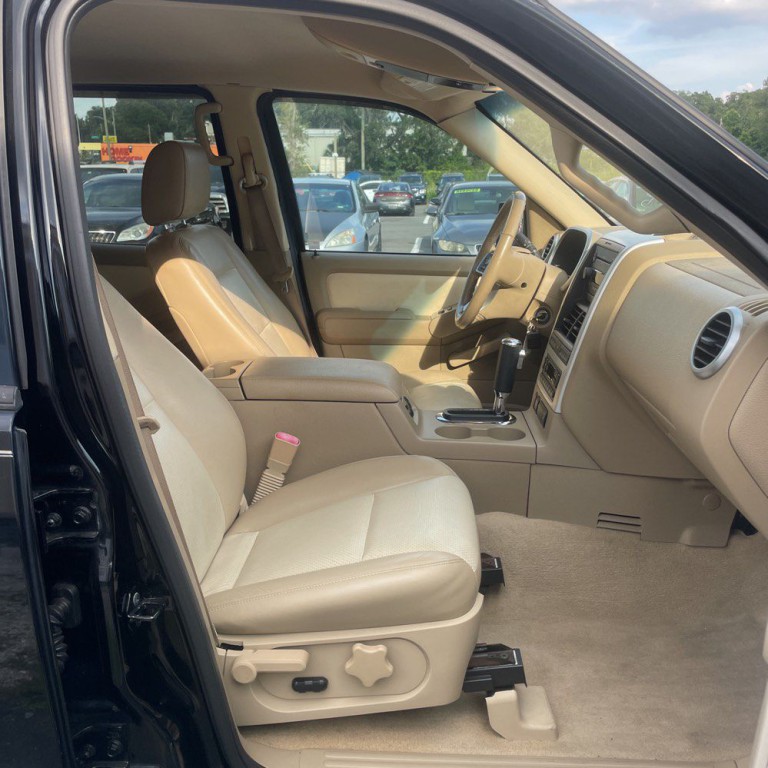 2007 Mercury Mountaineer Image 16