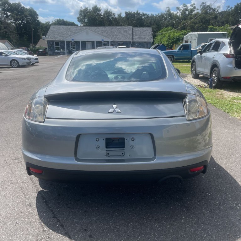 2009 Mitsubishi Eclipse Image 4