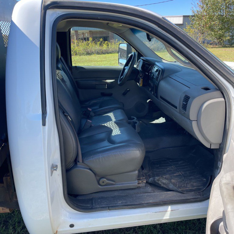 2007 Chevrolet Silverado 1500 Image 12