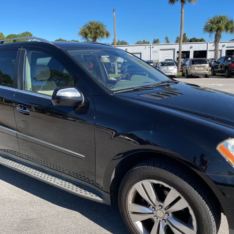 2010 Mercedes-Benz M-Class Image 12