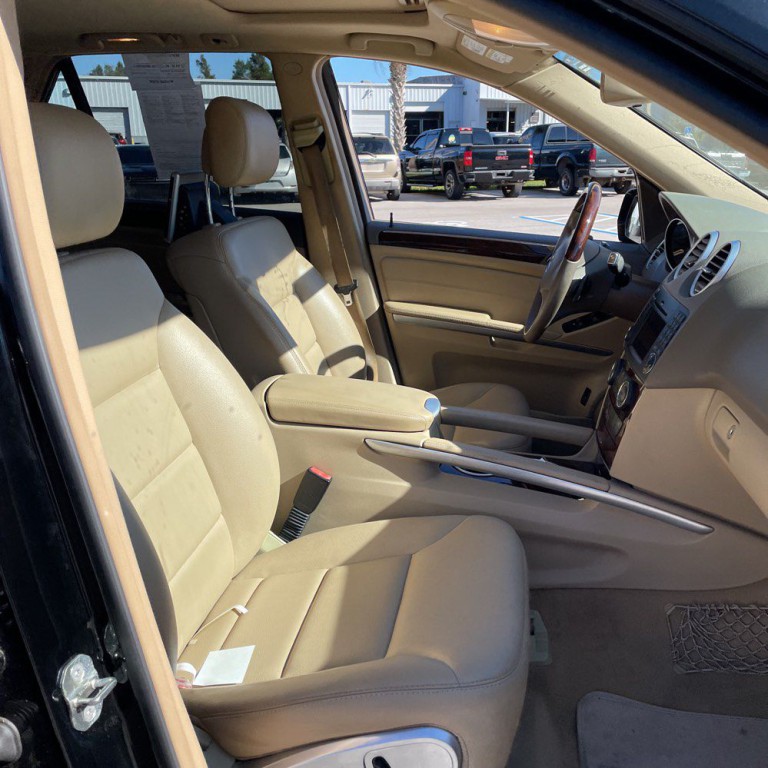 2010 Mercedes-Benz M-Class Image 18