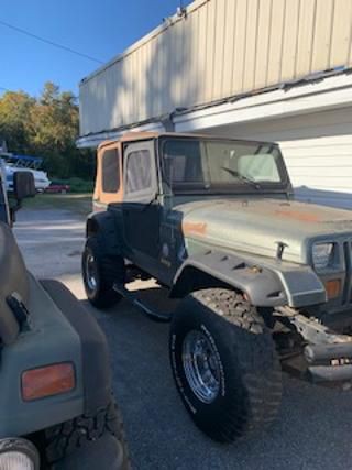 1992 Jeep Wrangler Image 2