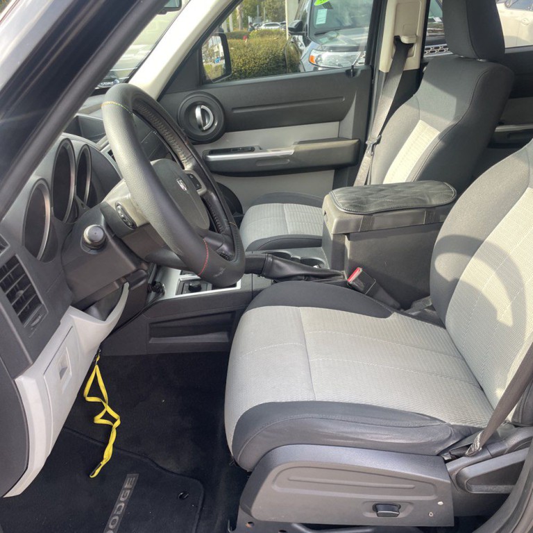 2007 Dodge Nitro Image 8