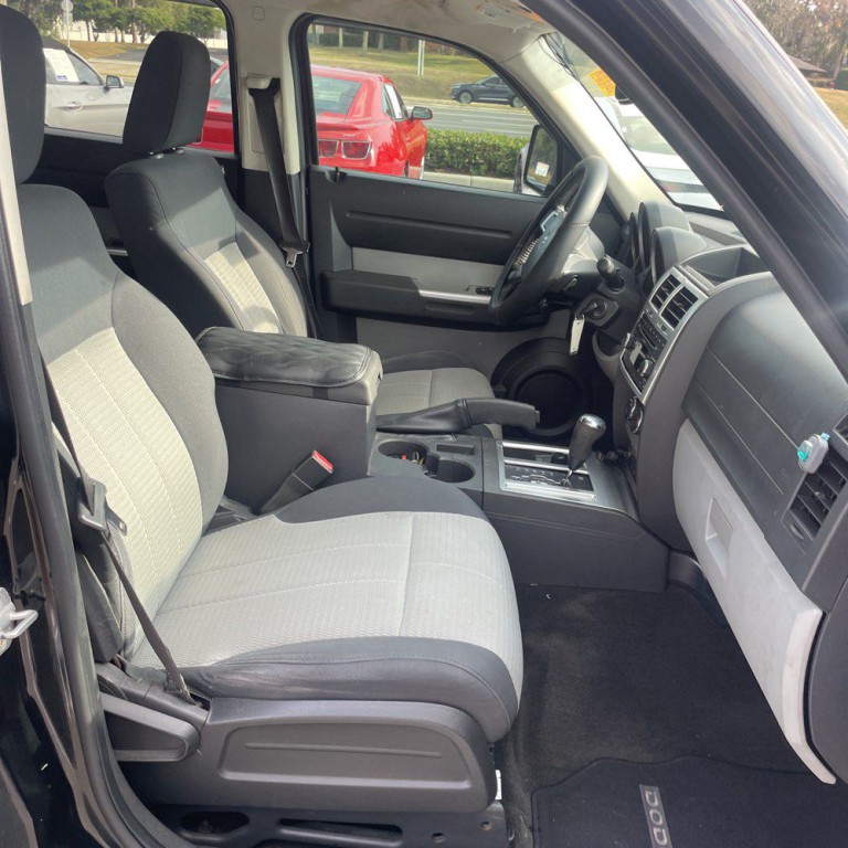 2007 Dodge Nitro Image 9