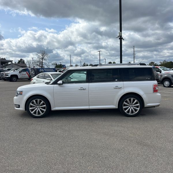 2016 Ford Flex Image 1