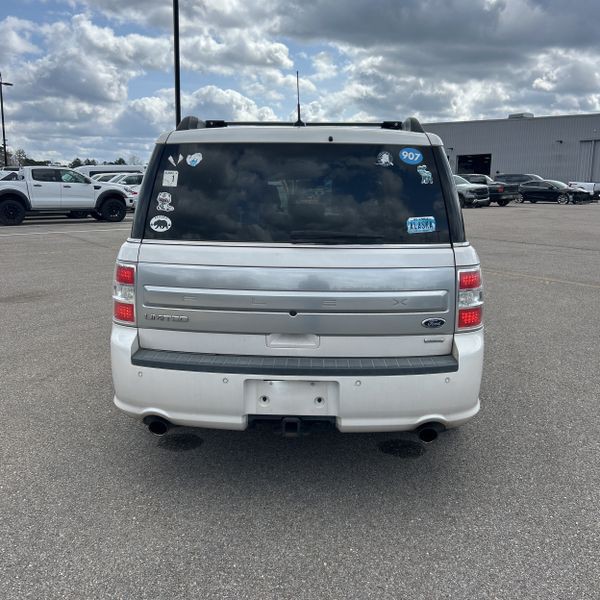 2016 Ford Flex Image 2