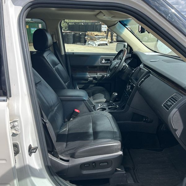 2016 Ford Flex Image 7