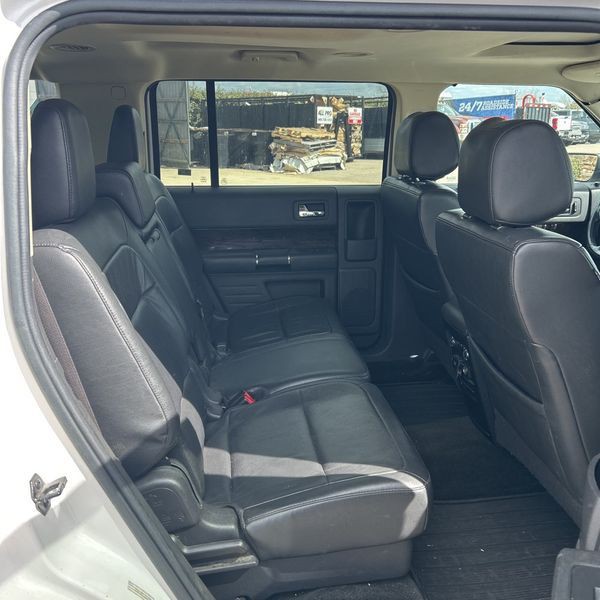 2016 Ford Flex Image 9