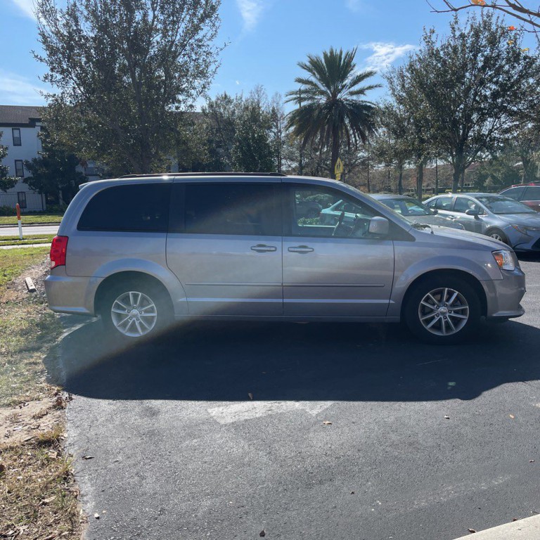 2016 Dodge Grand Caravan Image 5