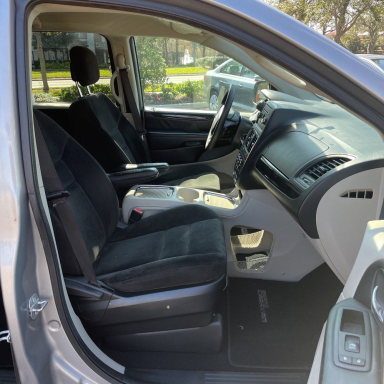 2016 Dodge Grand Caravan Image 10