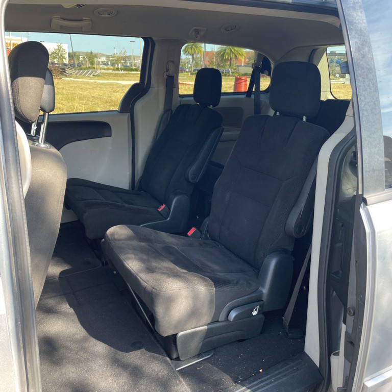 2016 Dodge Grand Caravan Image 11