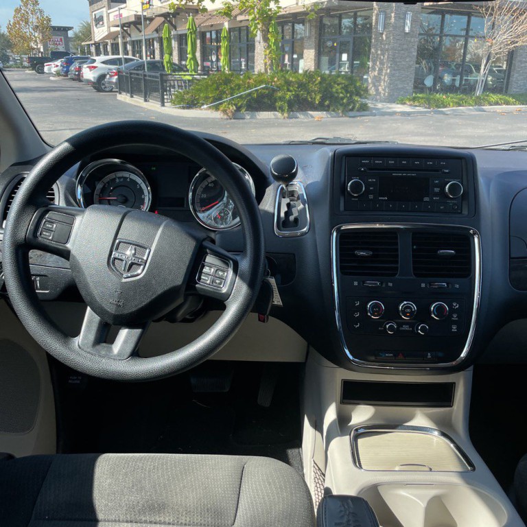 2016 Dodge Grand Caravan Image 13