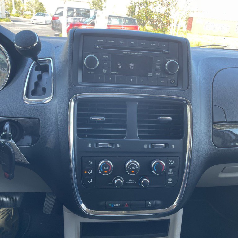 2016 Dodge Grand Caravan Image 14