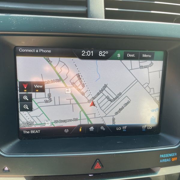 2015 Ford Explorer Image 12