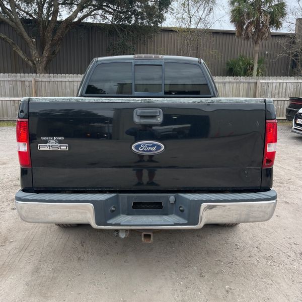 2004 Ford F-150 Image 2