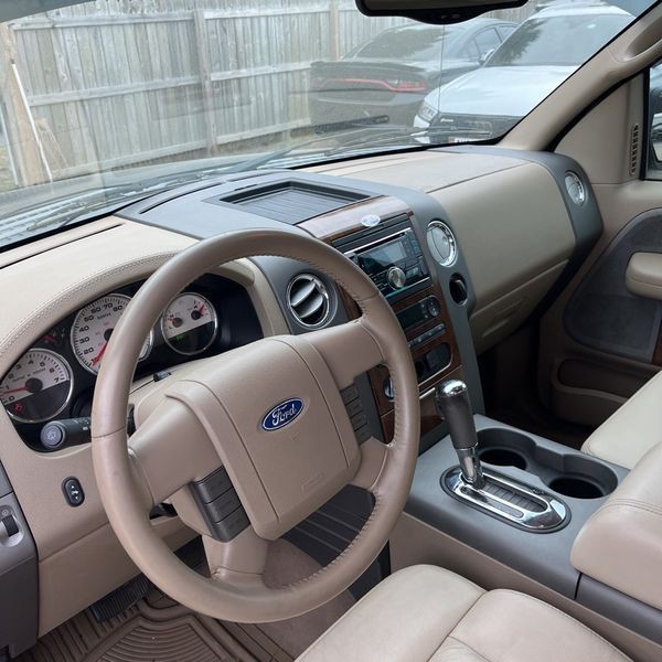 2004 Ford F-150 Image 10