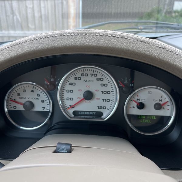 2004 Ford F-150 Image 11