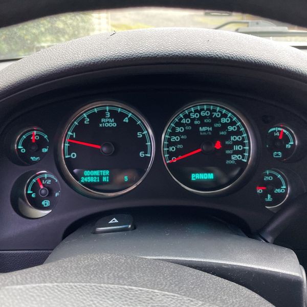 2011 Chevrolet Tahoe Image 10