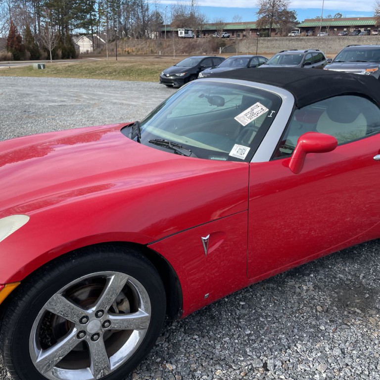 2007 Pontiac Solstice Image 1