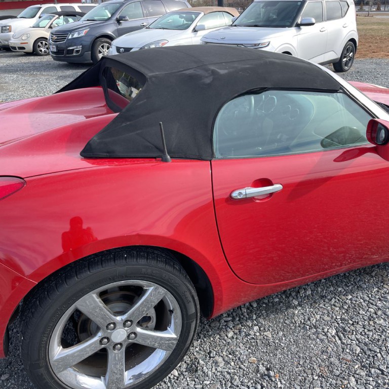 2007 Pontiac Solstice Image 8