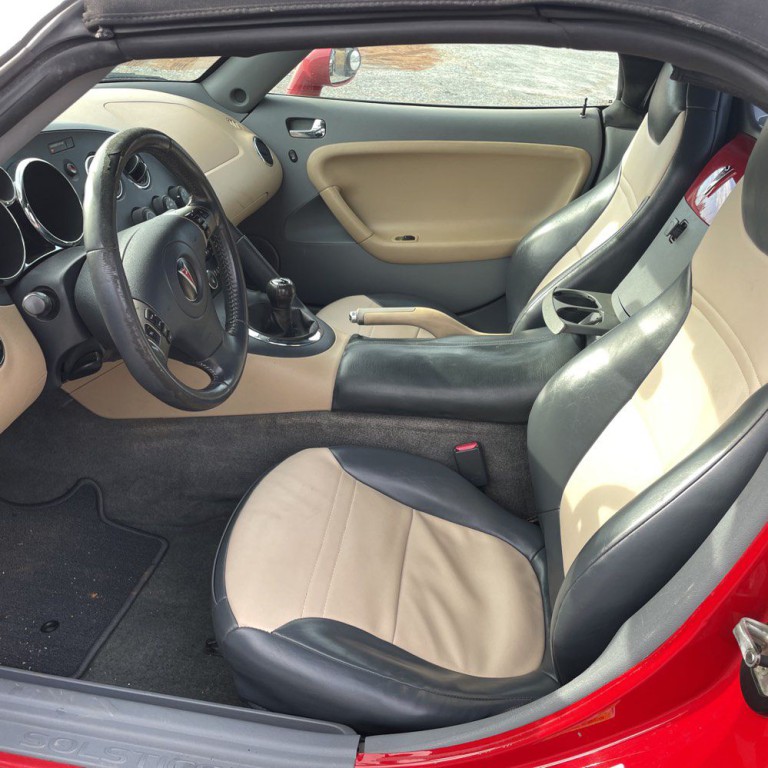2007 Pontiac Solstice Image 17