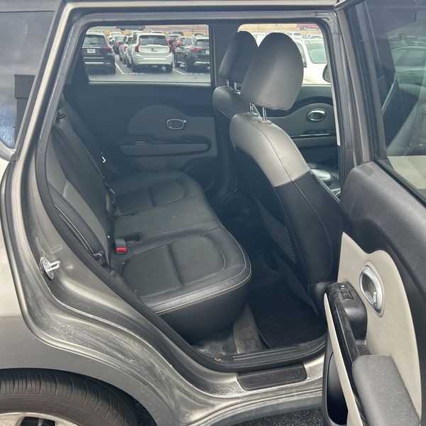2016 Kia Soul Image 8